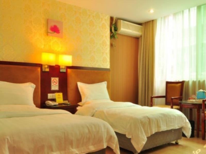 Kaiserdom Zhonghua Plaza Hotell Guangzhou Eksteriør bilde