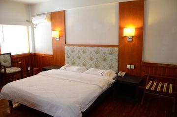 Kaiserdom Zhonghua Plaza Hotell Guangzhou Eksteriør bilde